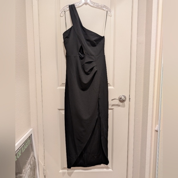 Olia Black Midi Asymmetrical One Strap Slit Dress NWT Size Medium - Picture 1 of 13